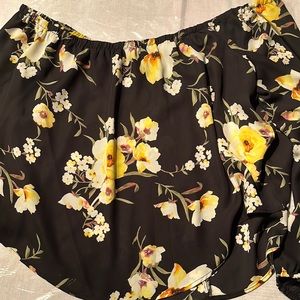 Off the Shoulder Floral Top